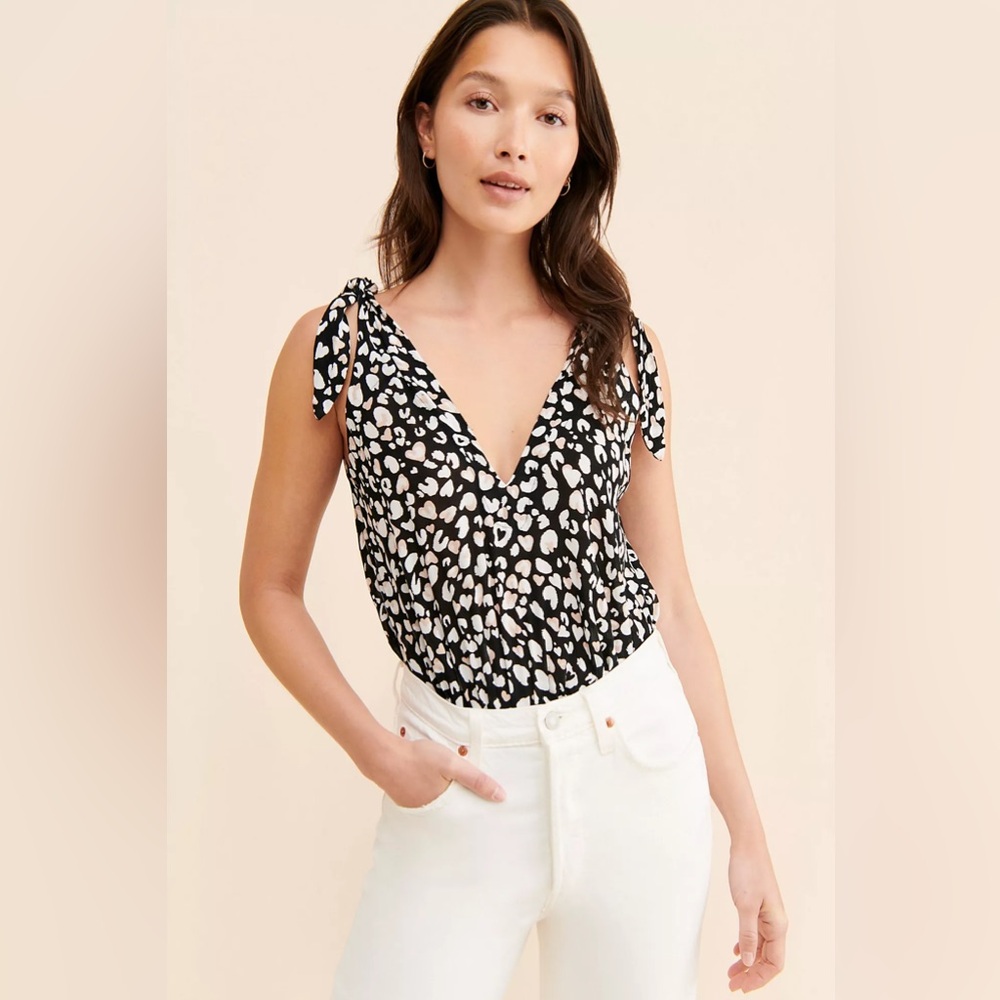 Free People Bare It All Bodysuit Size Medium Heart Leopard Print Lace One Piece
